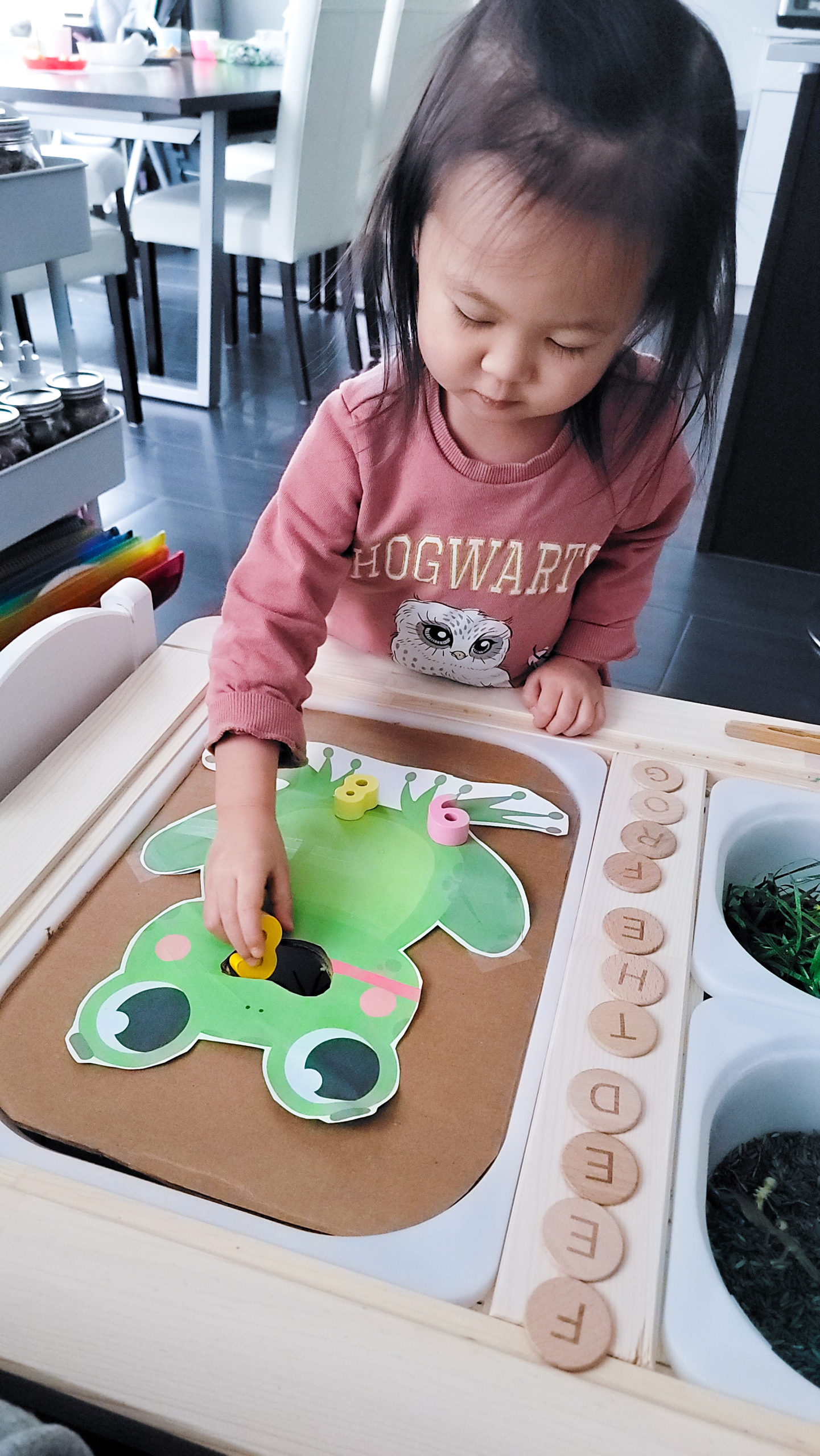 FREE PRINTABLE – Feed The Frog - Learning From Playing